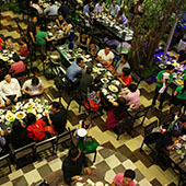 Khai trương nhà hàng 25-11