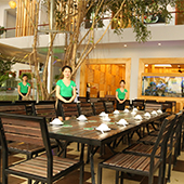 Đội ngũ phục vụ chuyên nghiệp