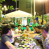 Khách hàng thân quen